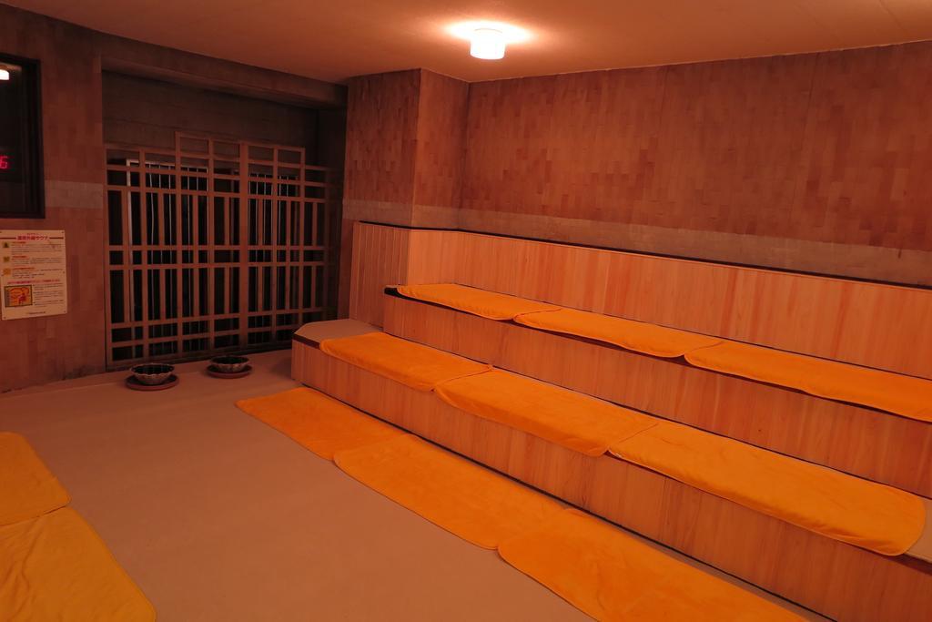 Sauna And Capsule Hotel Hollywood Okayama Zimmer foto